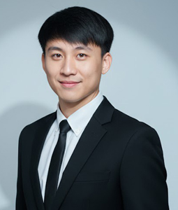 อาจารย์กษิพัทธ์ ทอนมณี