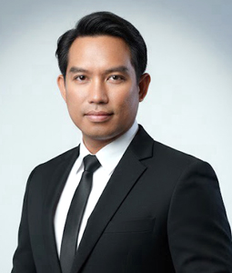 ผู้ช่วยศาสตราจารย์ ดร.อภิวัฒน์ สมาธิ